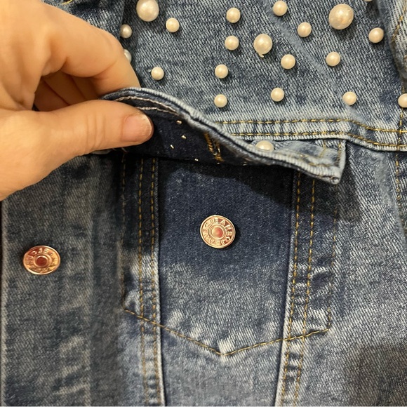Ladies jean jacket with pearls size small - Picture 9 of 10
